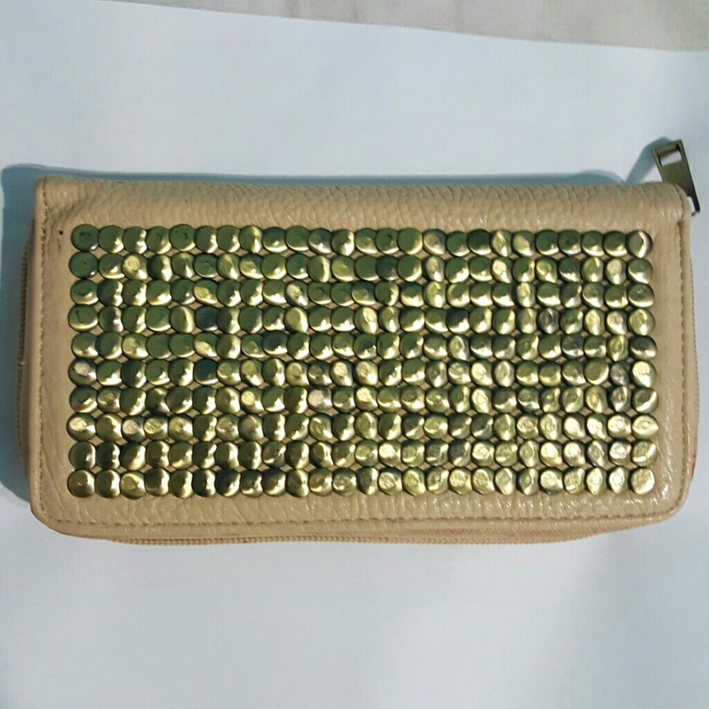 Unique wallet