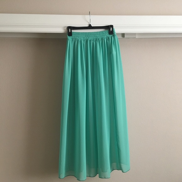 American Apparel single-layered chiffon skirt - Picture 2 of 2