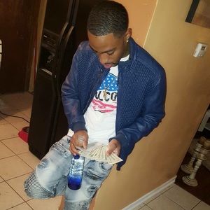 Meet your Posher, Tyrone