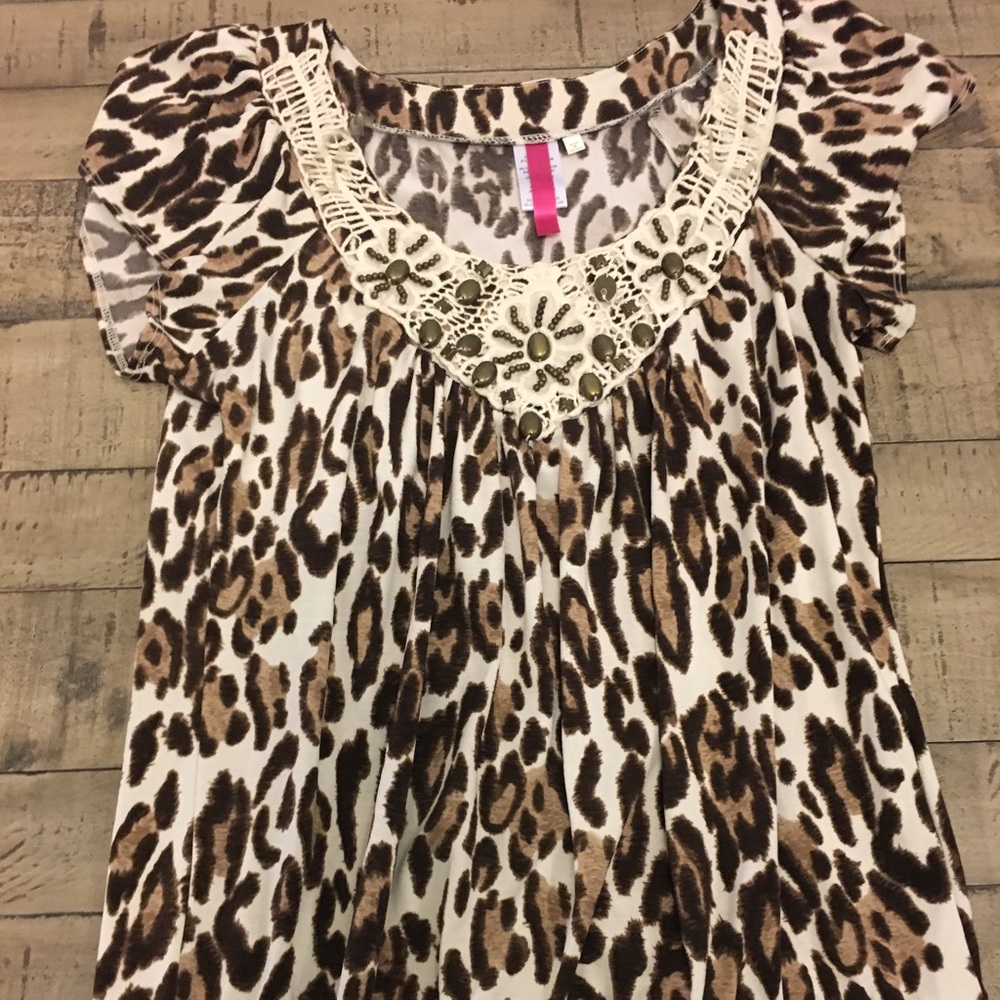 Animal print top