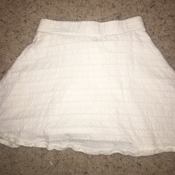 Lace skirt - Picture 1 of 1