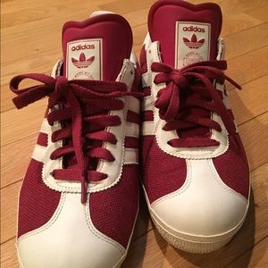 Men's size 8.5 Adidas Gazelle