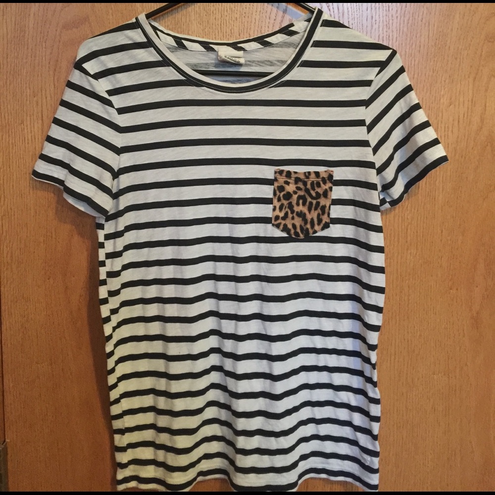 PINK Striped Tee With Leopard Print Pocket 💗