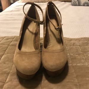 SOLD!!Topshop Platform- sz 38