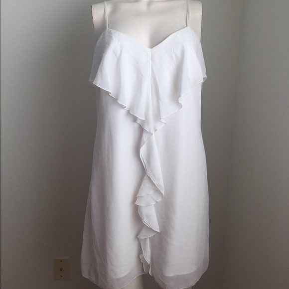 Guess white ruffle dress - Picture 3 of 7