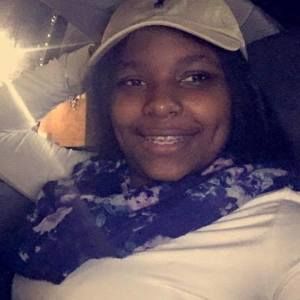 Meet your Posher, Ayonna