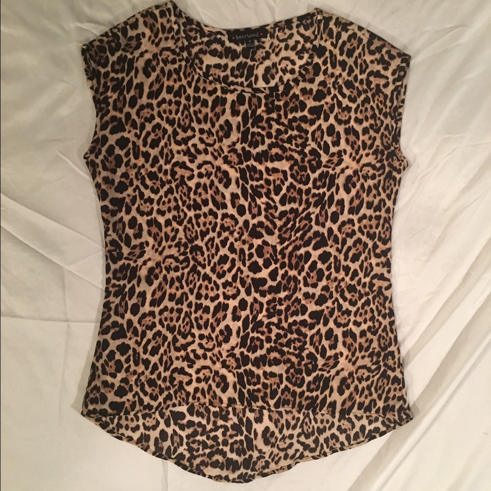 Leopard Print Top - Picture 2 of 3