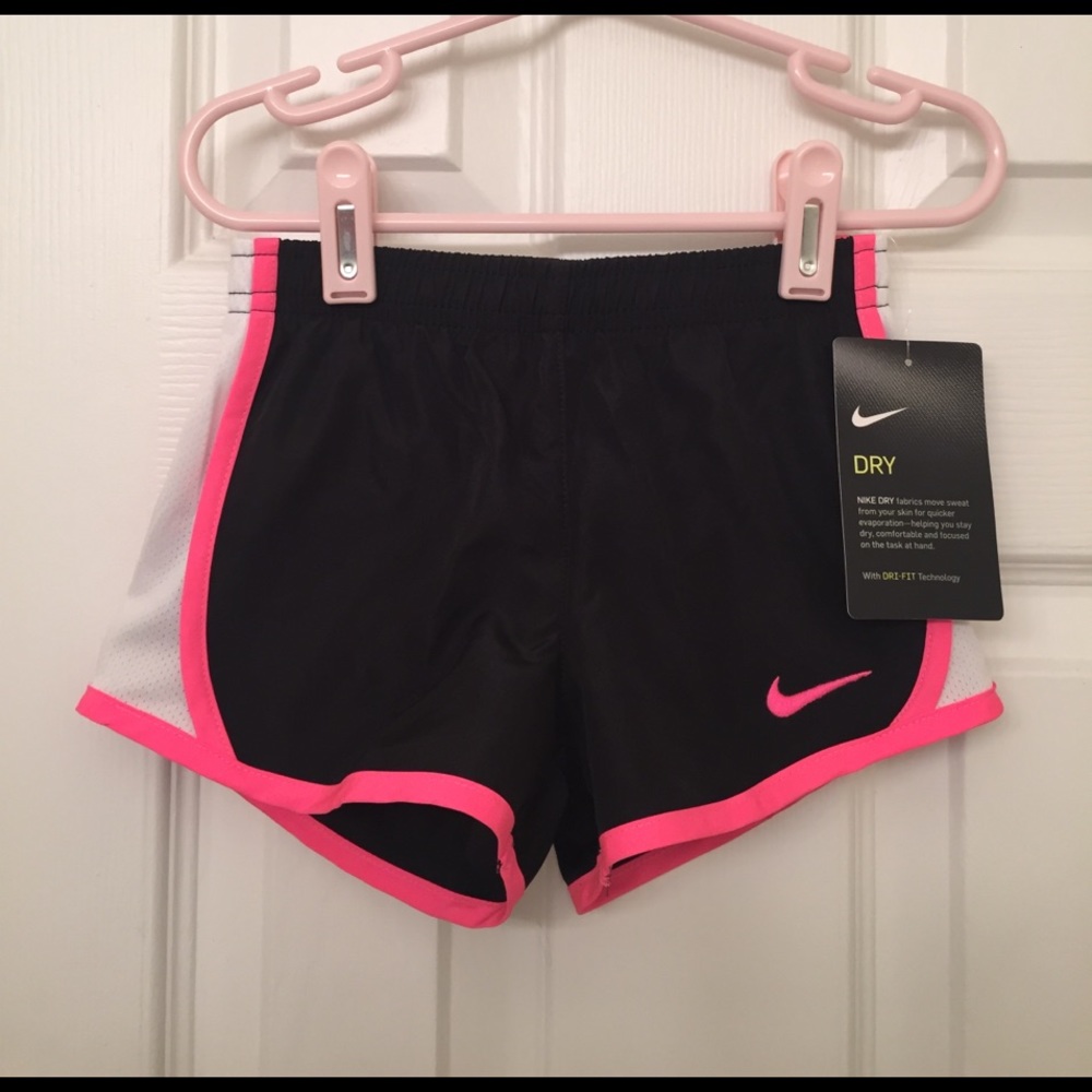 NWT Nike little girls' tempo shorts