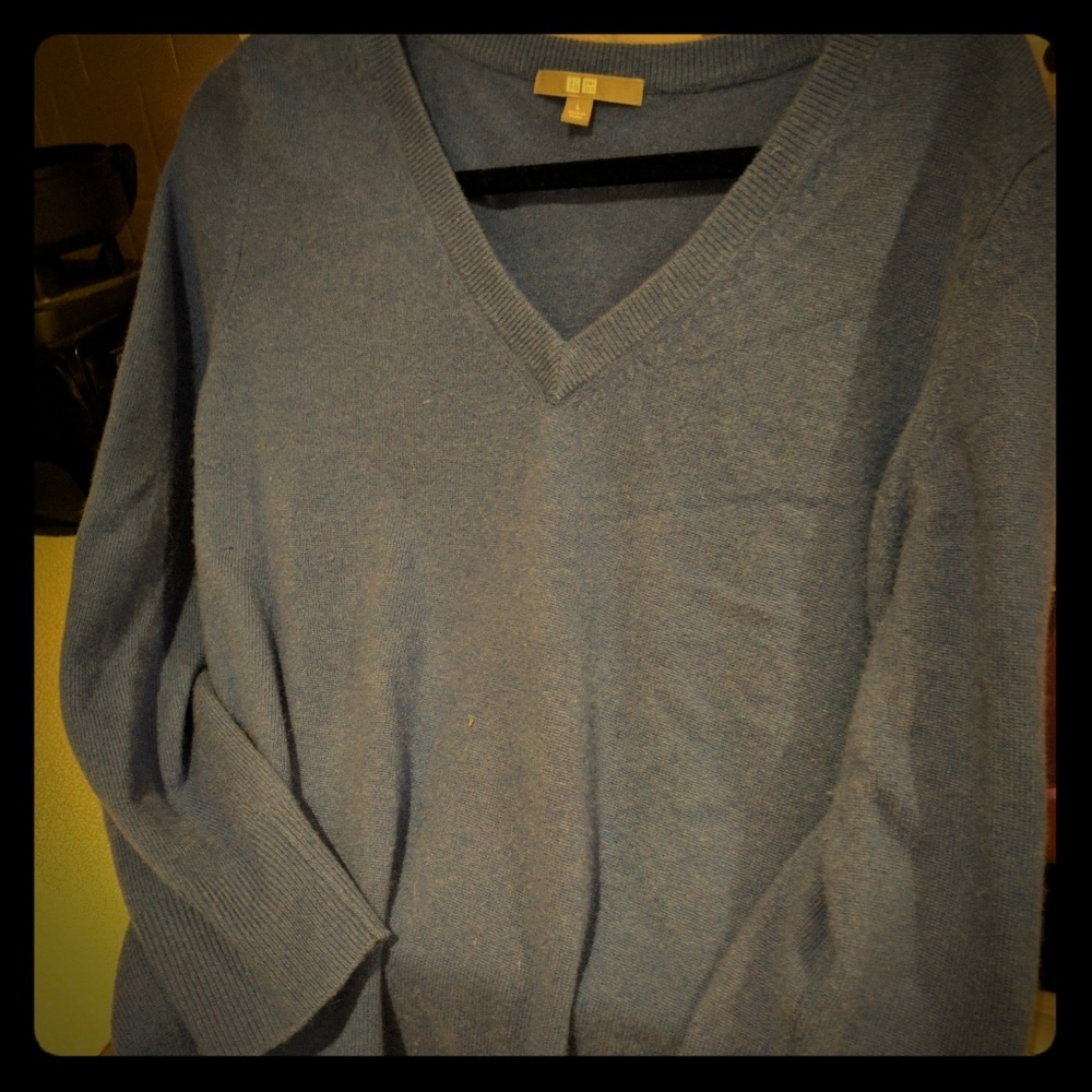 Cashmere uniqlo sweater