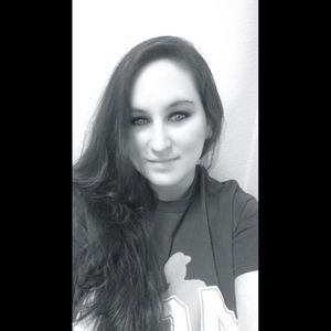 Meet your Posher, Laci