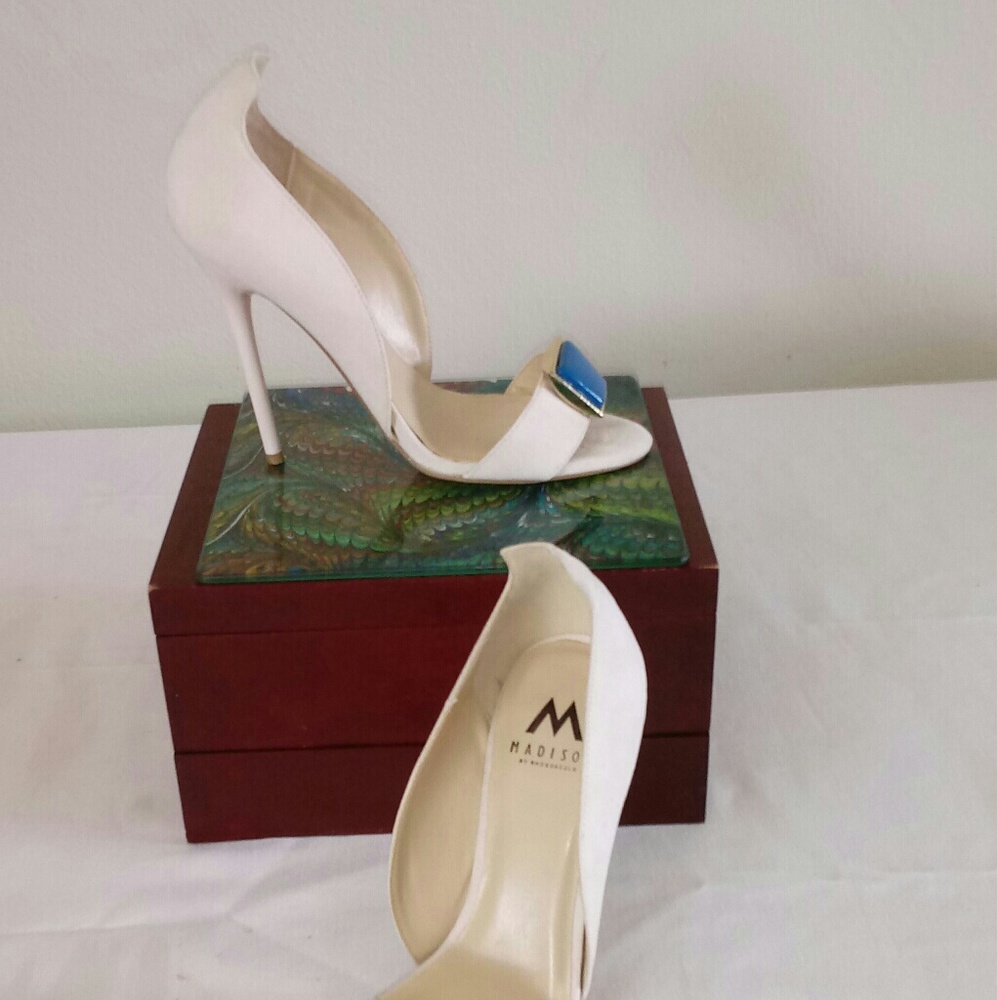 Brand New Elegant heels