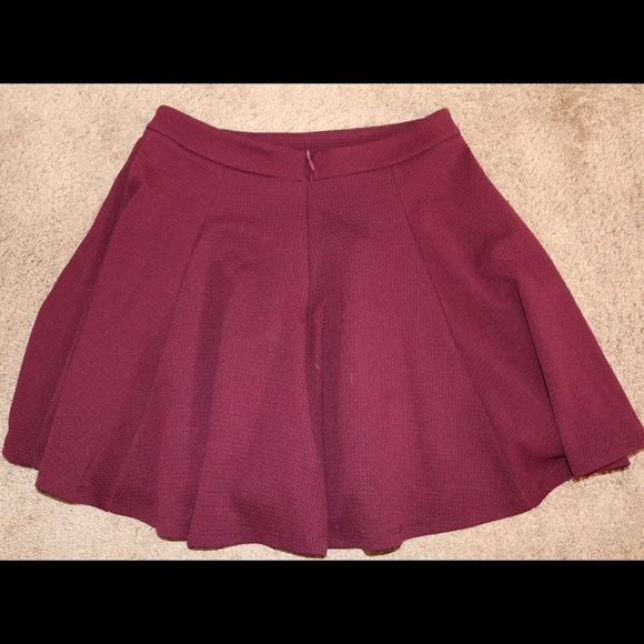 Skirt - Picture 2 of 3