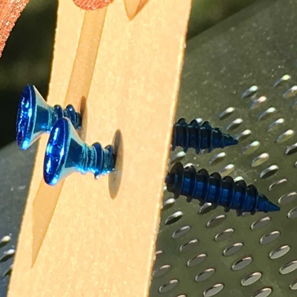 Funky blue Phillips head screws post earrings - Picture 1 of 4