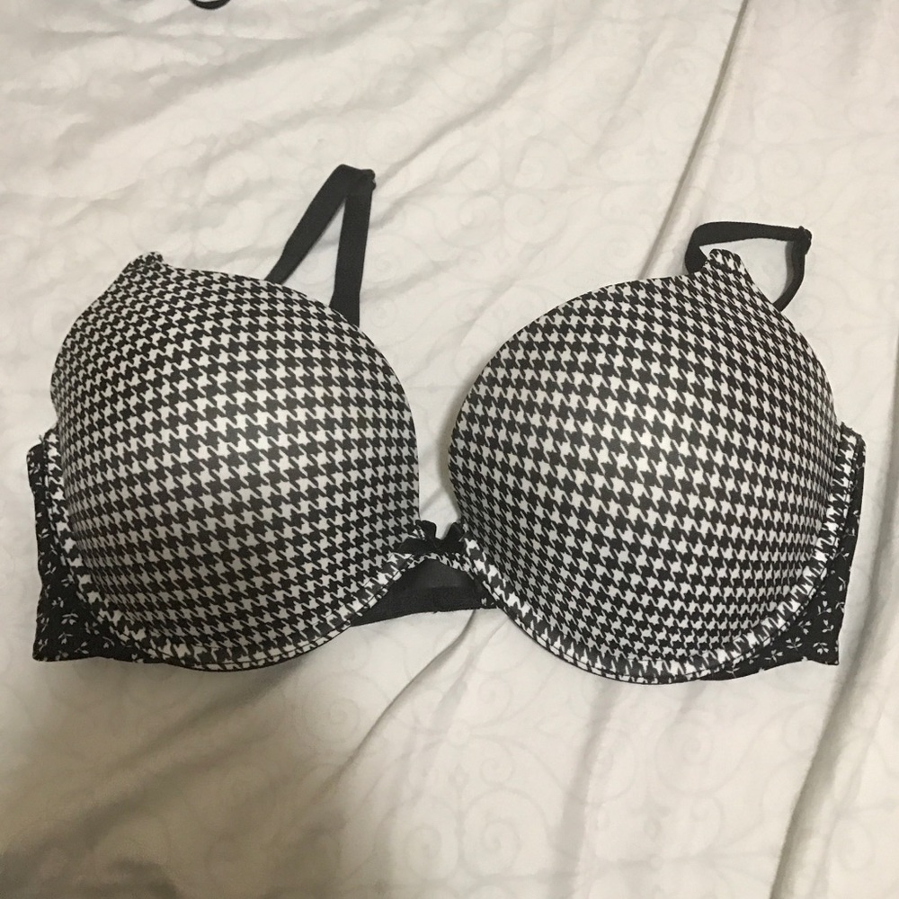 Victoria secret bra. Never worn