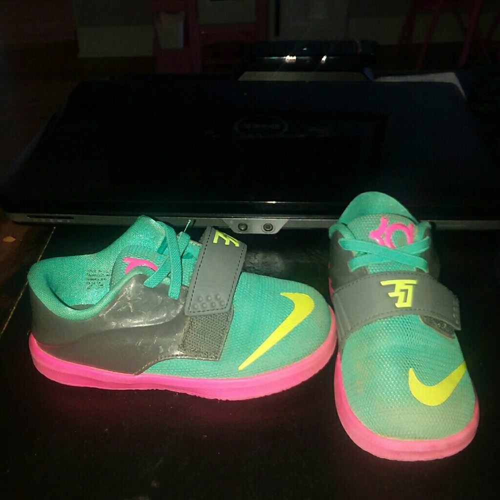 Shoes