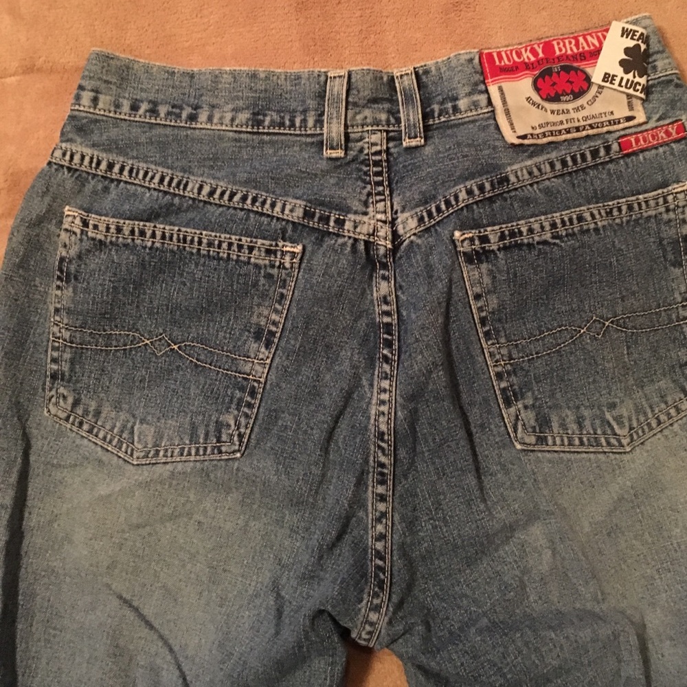 Lucky Jeans size 29 inseam 29.  Button fly.  Light