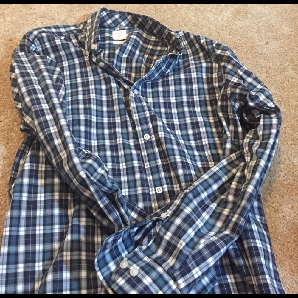 Gap button-down