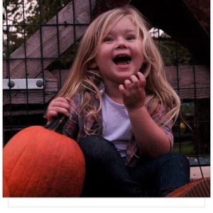 Meet your Posher, Cynthia