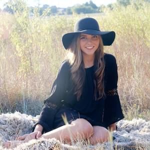 Meet your Posher, Riley