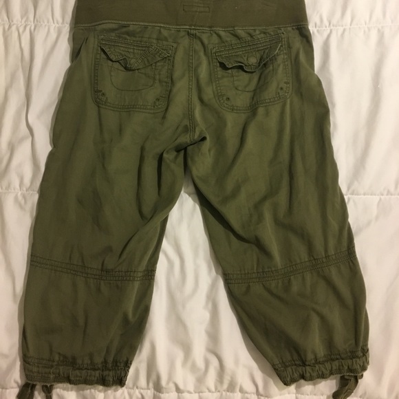 Capris - Picture 2 of 3