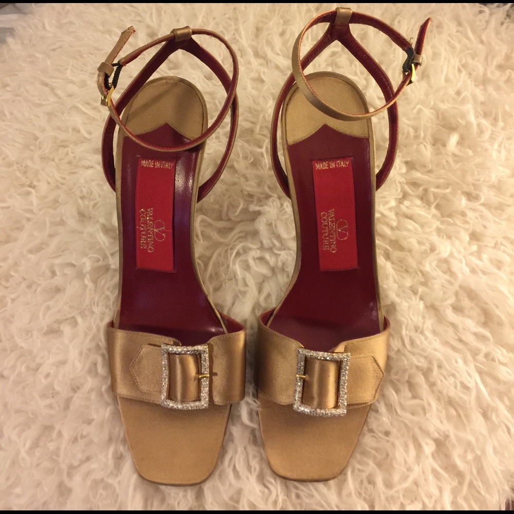 Valentino couture size 7 1/2 shoe