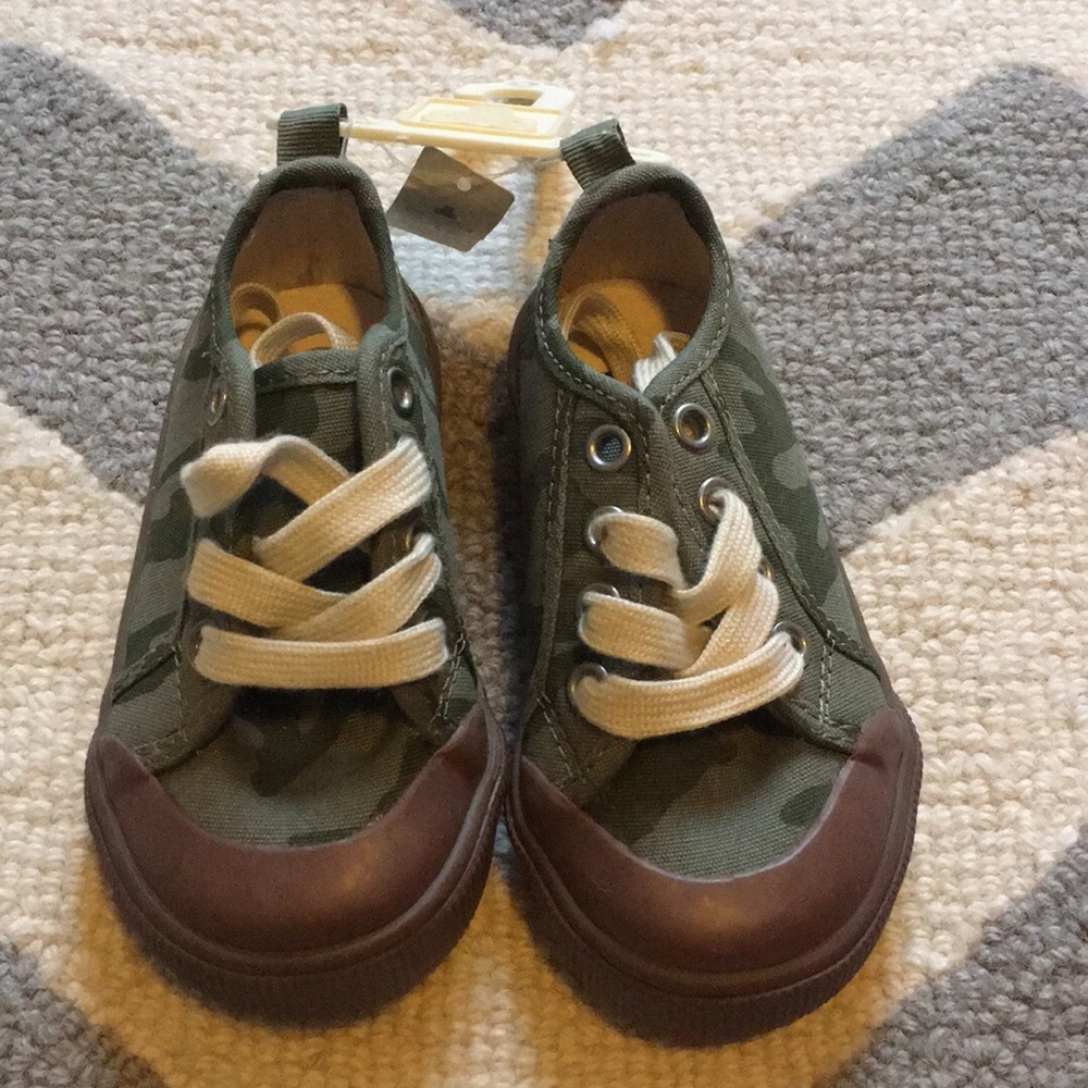 Gap Camo Shoes