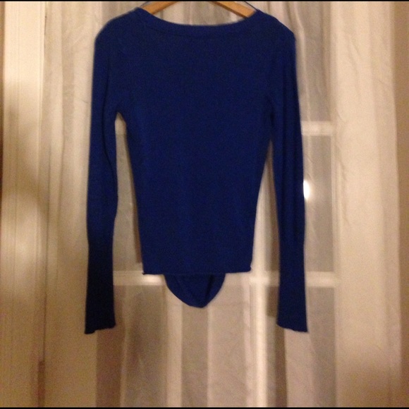 Sweater - Picture 2 of 3