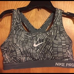 Nike Pro sports bra
