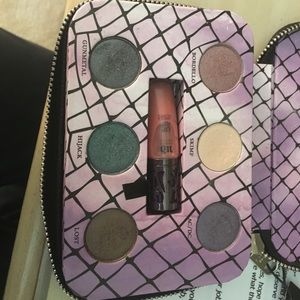 Urban decay the feminine palette