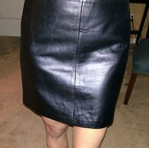 Genuine leather skirt