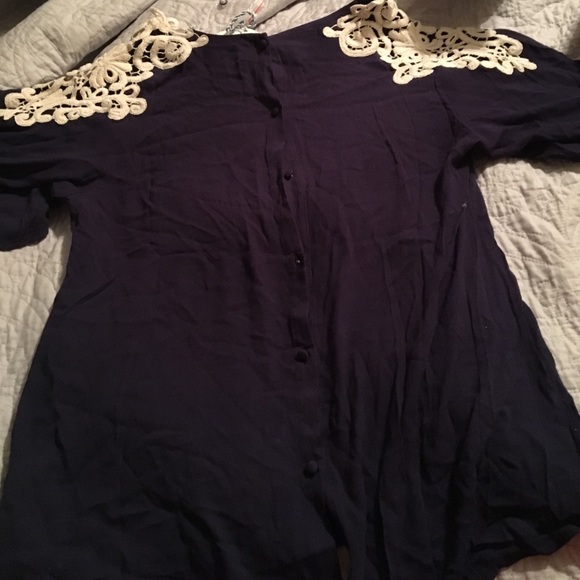 Navy/Cream Summer Top - Picture 2 of 3