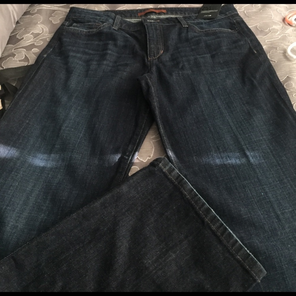 Joe's Jeans curvy boot cut the honey