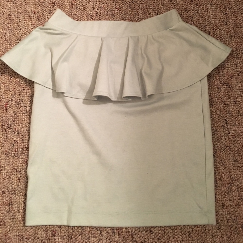 Mint green F21 peplum skirt