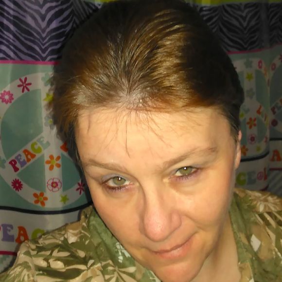 Meet your Posher, Louise - Picture 1 of 1