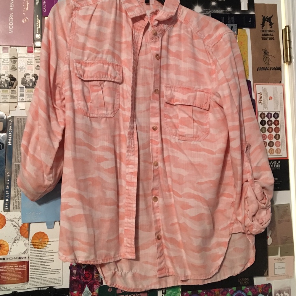 CLEAROUT SALE: Pink Camo Button Down
