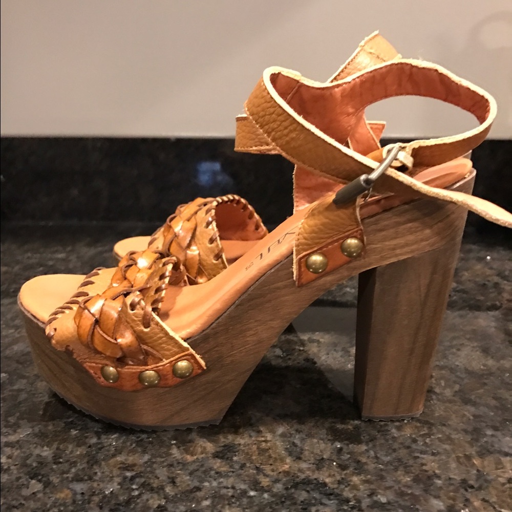 Anthropologie 67 Collection Beth Platform Heels