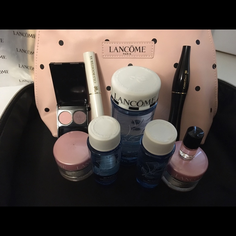 LANCÔME MAKEUP BAG AND Products