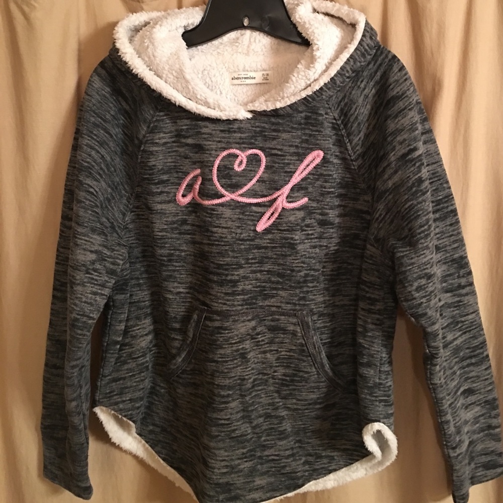 Abercrombie kids furry cozy hoodie size XL
