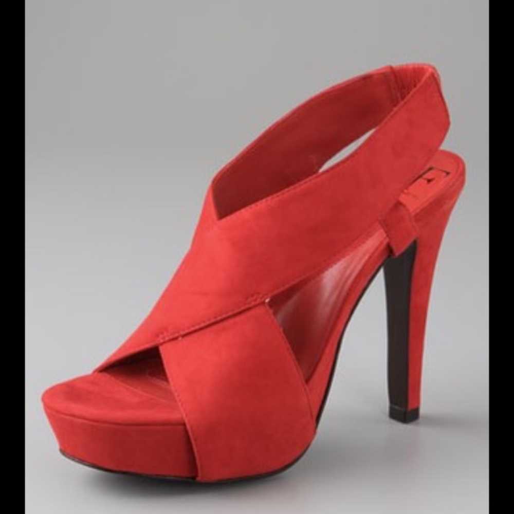 Diane Von Ferstenberg Sia platforms!❤️