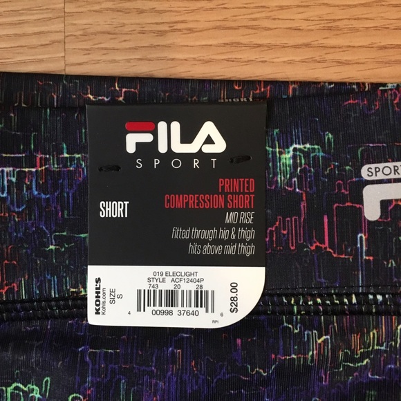 BRAND NEW RUNNING SHORTS - Picture 2 of 2