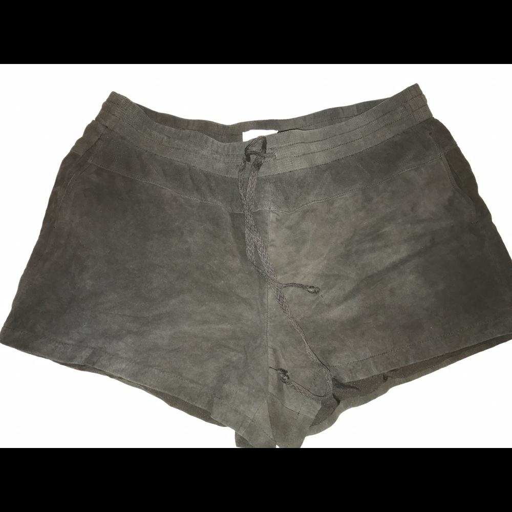 Lou & Grey shorts