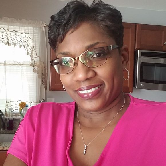 Meet your Posher, Robin - Picture 1 of 1