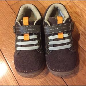 Stride rite toddler shoes