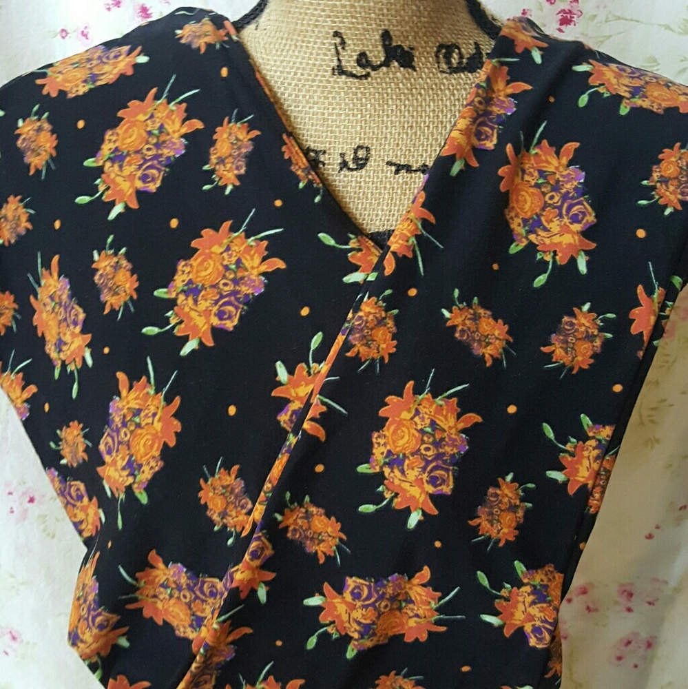 LULAROE TC LEGGINGS