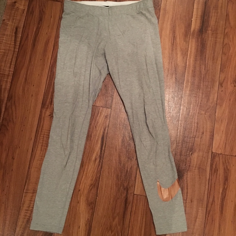 Nike leggings