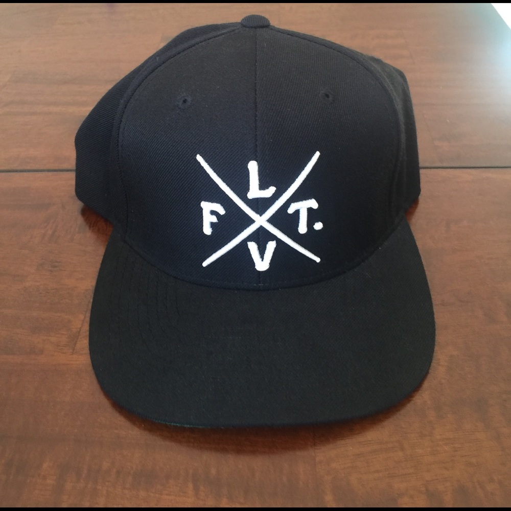 Live Fit. Apparel SnapBack