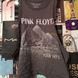 CLEAROUT SALE: Pink Floyd tank