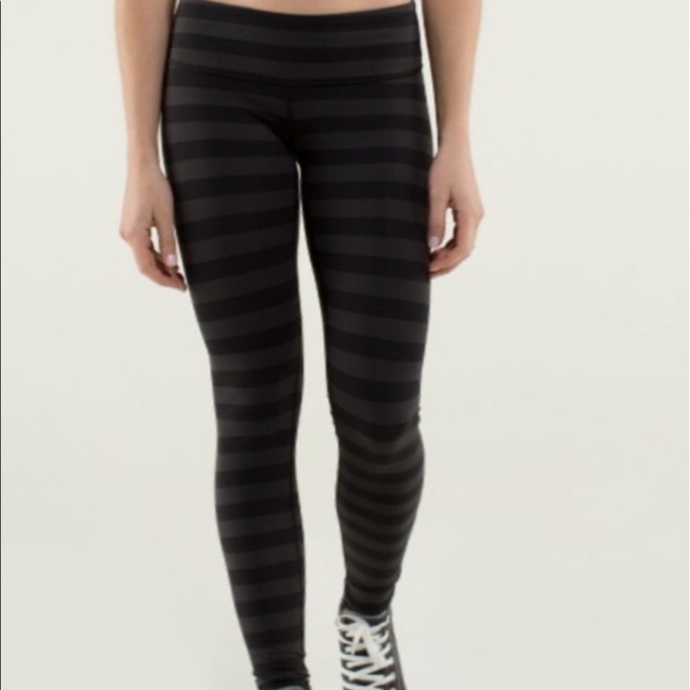 Lululemon Micro Macro Wunder Under