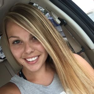 Meet your Posher, Jeanellyn