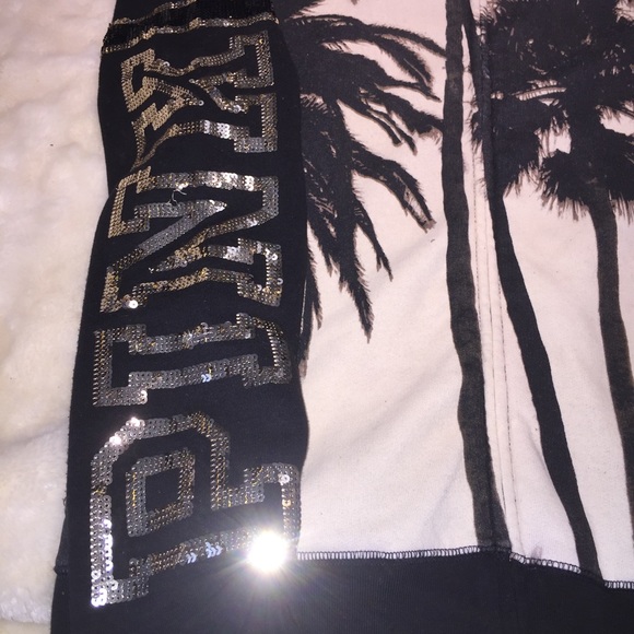Sold On Ⓜ️ Victoria Secret Palm Bling Sweatshirt - Picture 3 of 5